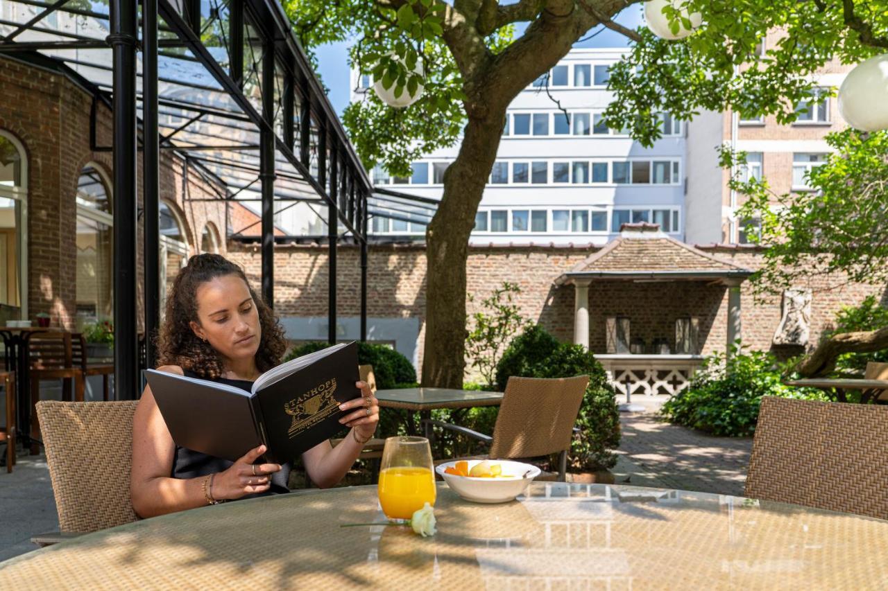 בריסל Stanhope Hotel By Thon Hotels מראה חיצוני תמונה The garden of the London Library